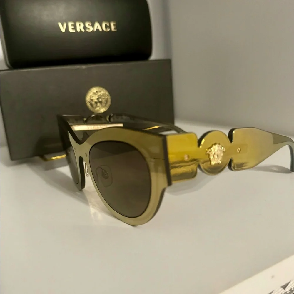 New Authentic Versace Black and Gold Sunglasses With Case and Box